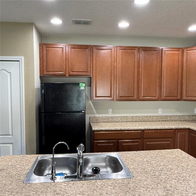 Building Photo - 2560 Martins Run