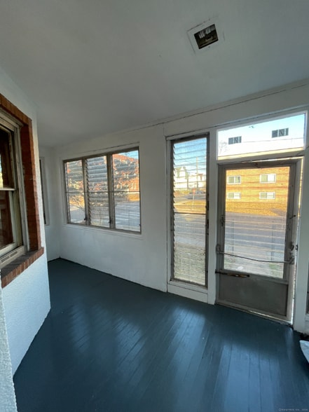 Building Photo - 177 South St