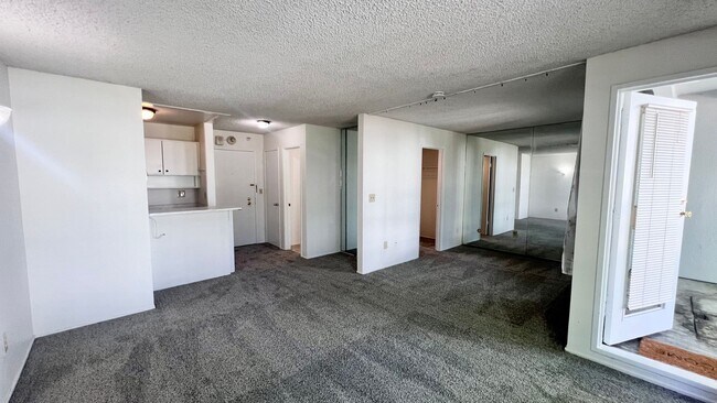 Building Photo - Spacious Studio with Oversized Private Dec...