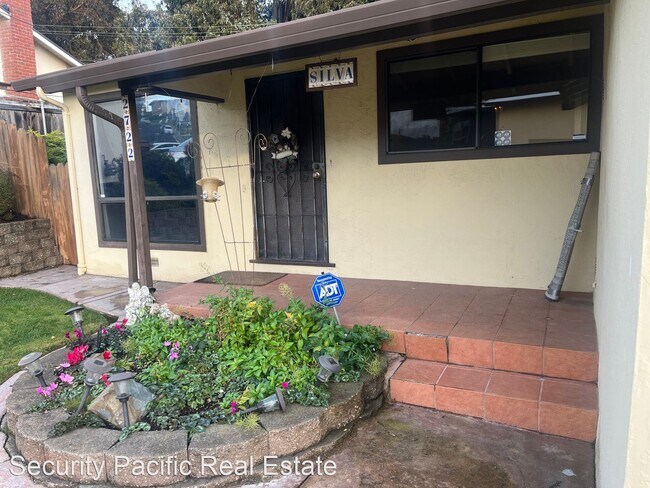 Building Photo - 3 br, 2 bath House - 2722 Moyers Rd.