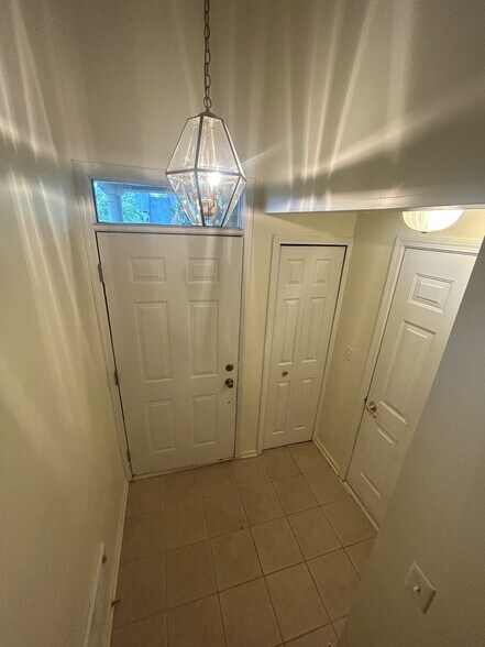 Building Photo - 3608 Oakmonte Blvd