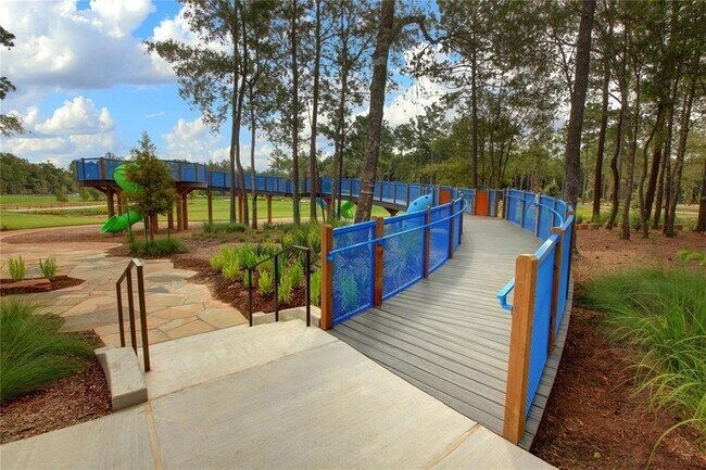 Building Photo - 15623 Red Panda Rd