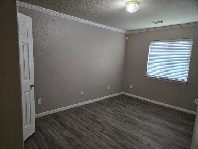 Building Photo - 3162 Crossout Ct