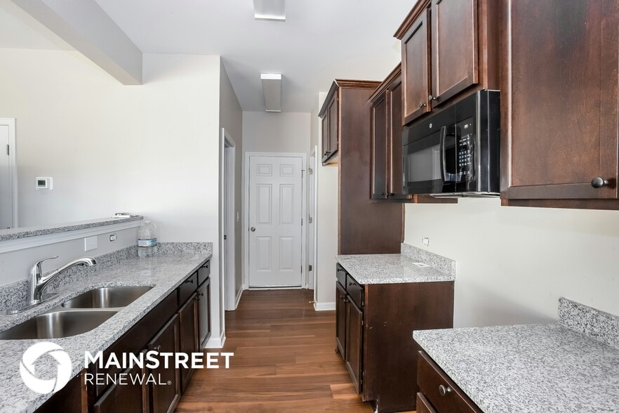 Building Photo - 13026 Hill Pine Rd