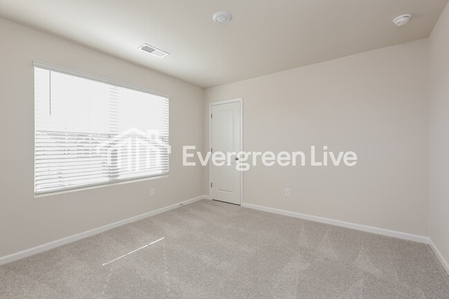 Building Photo - now