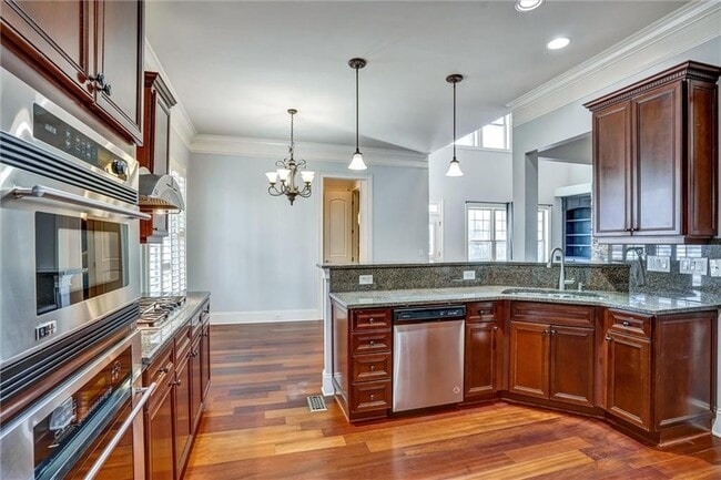 Building Photo - 1267 Francis St NW