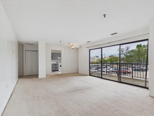Building Photo - 3920 Mystic Valley Pkwy