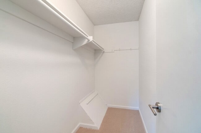 Building Photo - 7933 Camino Glorita