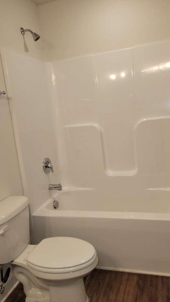 Building Photo - Coming Soon!!!  "Spacious 4-Bedroom Retrea...