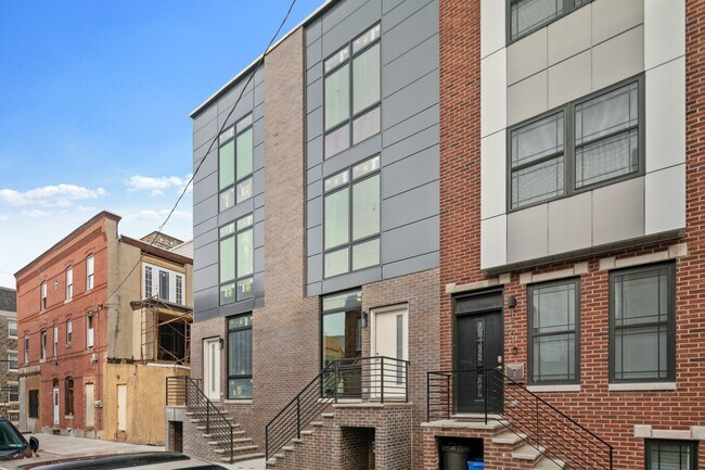 Building Photo - Brand New Luxury Apartment Brewerytown