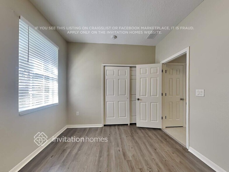 Building Photo - 7118 Bridgeview Dr