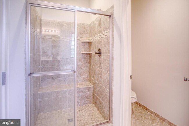 Building Photo - 13336 Redspire Dr