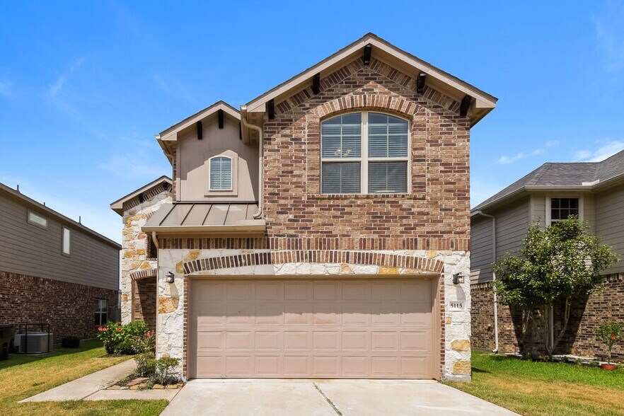 Primary Photo - 5115 Misty Ln