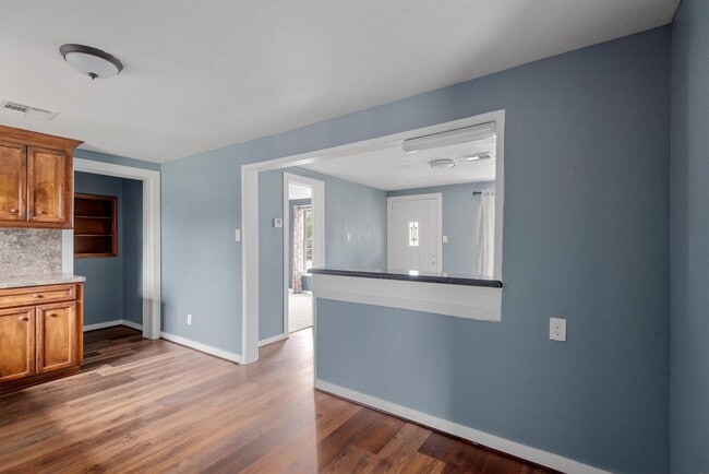 Building Photo - 3914 Cetti St