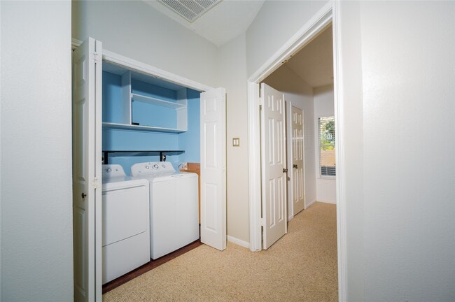 Building Photo - 6010 E Stoney Grove Loop