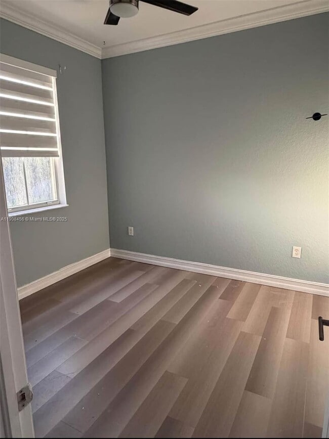 Building Photo - 965 SW 153rd Path