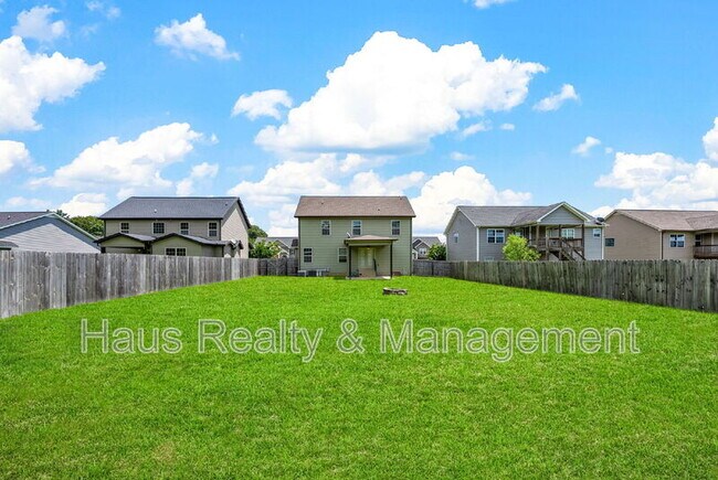 Building Photo - 112 Sycamore Hill Dr