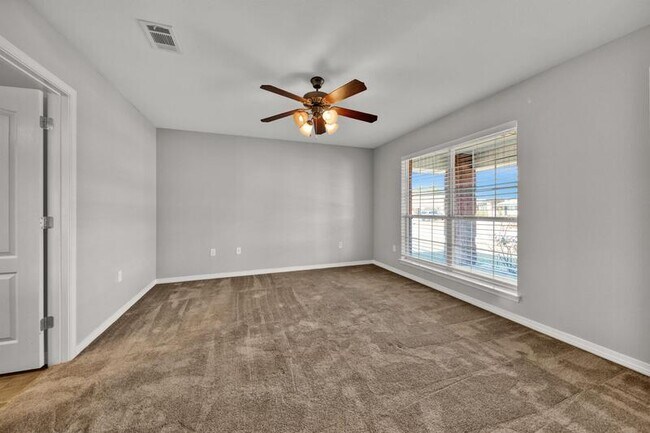 Building Photo - 9431 Pouder Ln