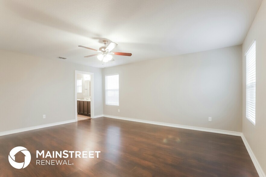 Building Photo - 11319 Royal Delta
