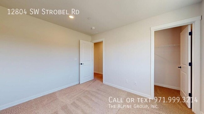Building Photo - 12804 SW Strobel Rd