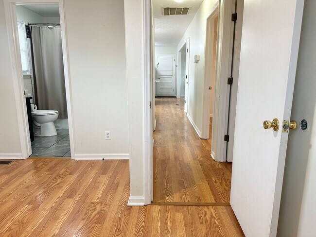 Building Photo - 3935 Elkton Trail