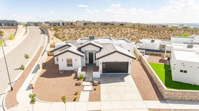 Building Photo - 7344 Bobcat Hollow Dr