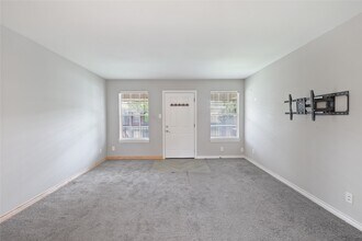 Building Photo - 9015 Gaylord Dr