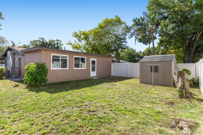 Fenced backyard, Lg High Quality Shed - 5318 17th St W