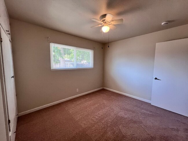 Building Photo - 40251 Laiolo Rd