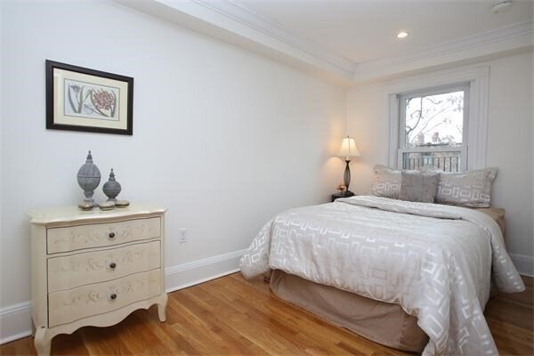 Building Photo - 396 Marlborough St