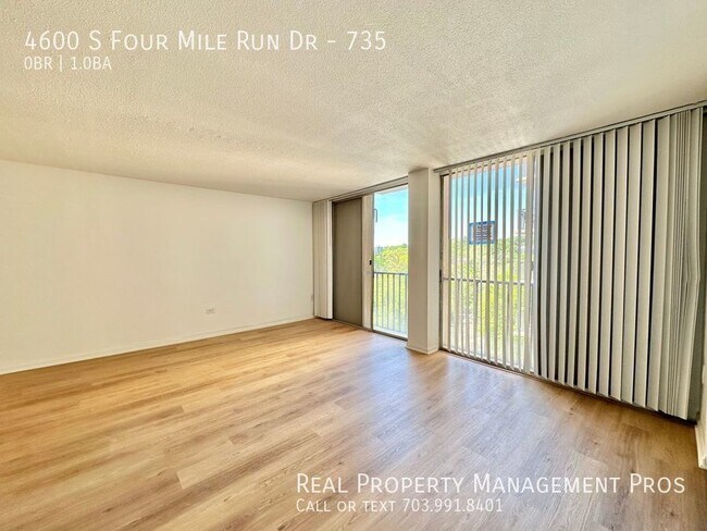 Building Photo - 4600 S Four Mile Run Dr