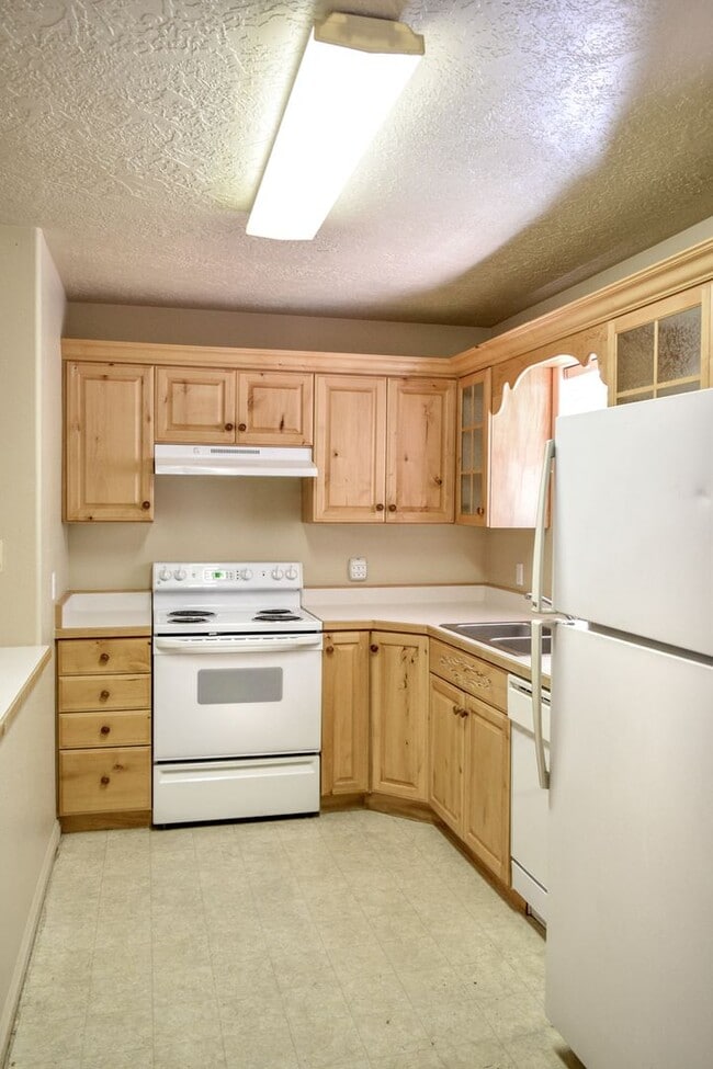 Building Photo - 1735 W 540 N
