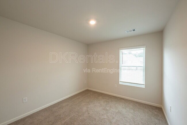 Building Photo - 3031 Greyton Dr