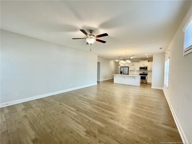 Building Photo - 279 Cromwell Ct