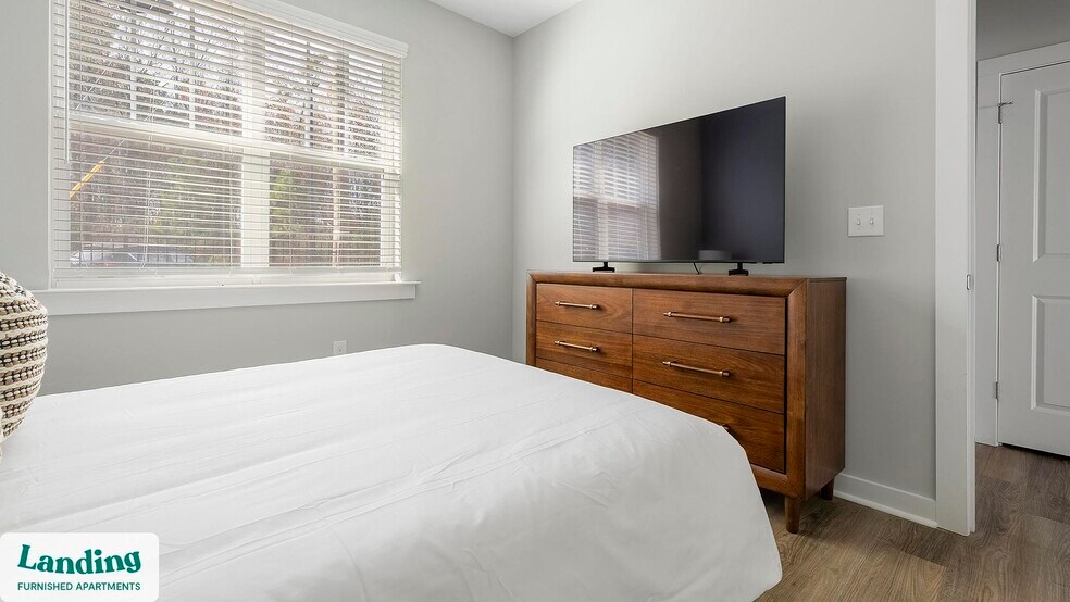 Building Photo - 1720 Rocky River Rd