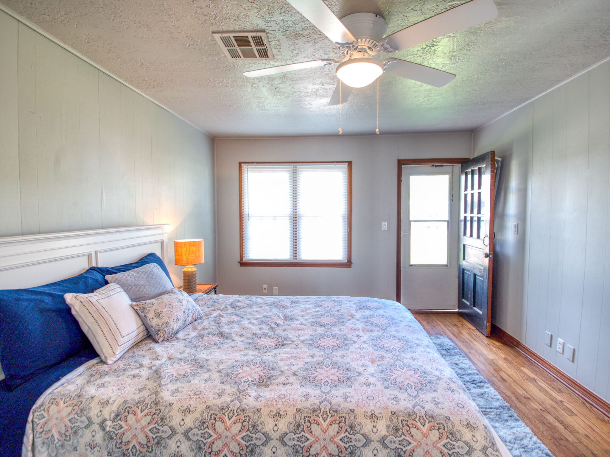 Bedroom3 with its own entry (optional) - 1122 Fay Ave
