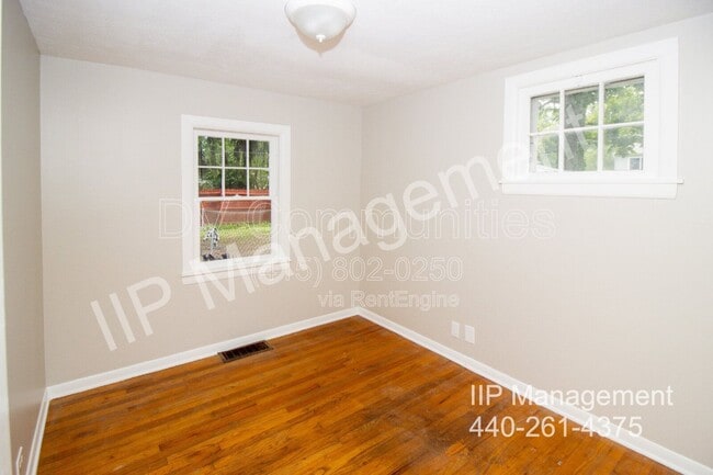 Building Photo - 6177 Iroquois Trail