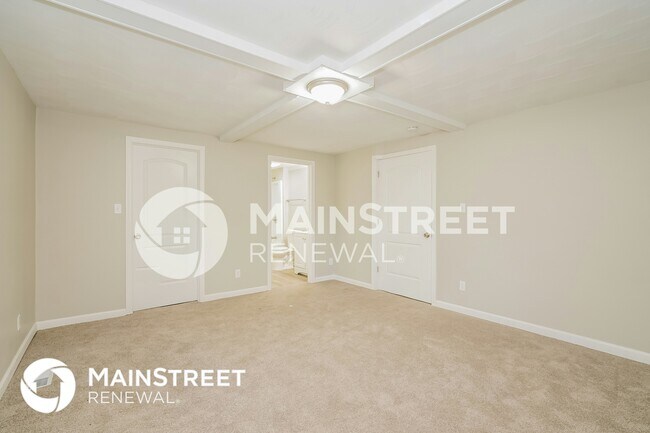 Building Photo - 1141 N Rochester Ave