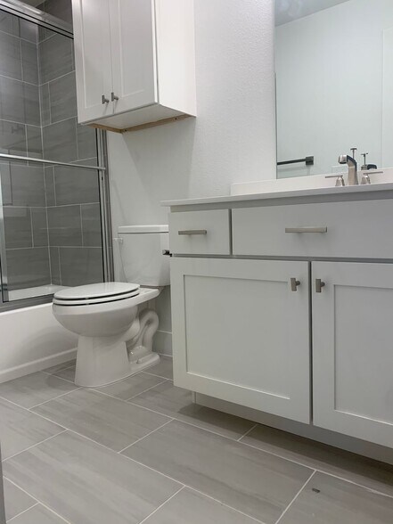 Building Photo - 2159 N Woodlark Ln