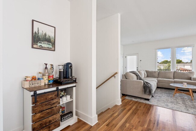 Building Photo - Sterling Point 3 Bed Home