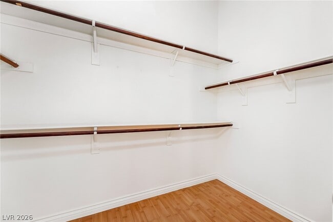 Building Photo - 11000 Vallerosa St