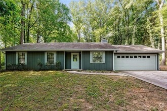 Building Photo - 2885 Webb Rd