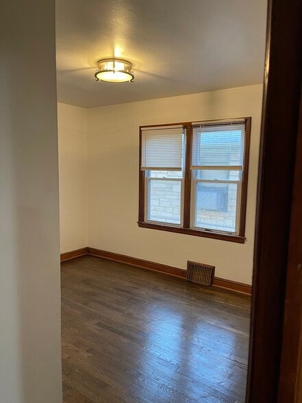 Building Photo - 4834 N 76th St