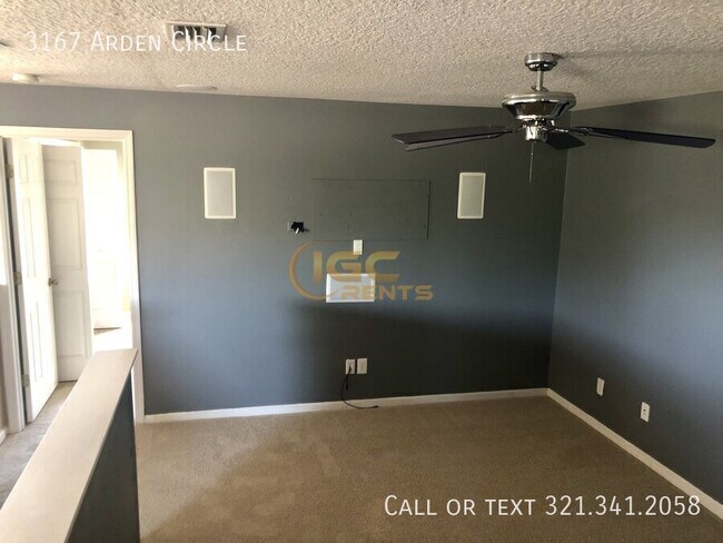 Building Photo - 3167 Arden Cir