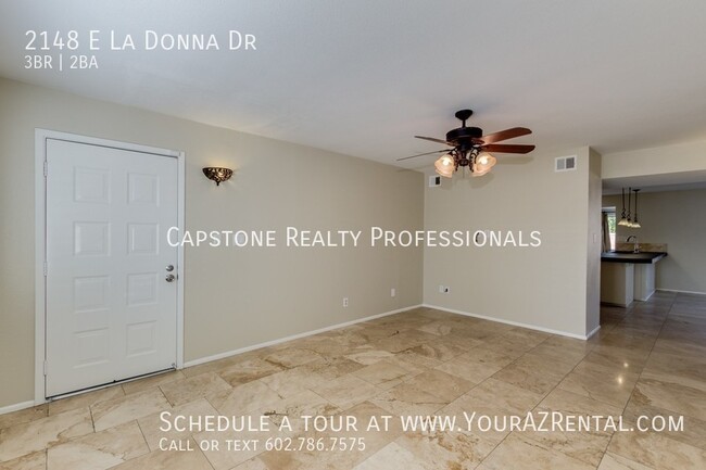 Building Photo - 2148 E La Donna Dr