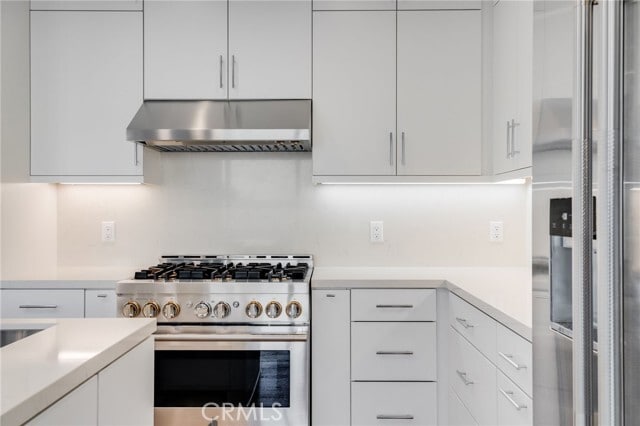 Building Photo - 716 Olivier Dr