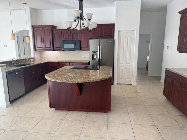 Building Photo - 27107 Winged Elm Dr