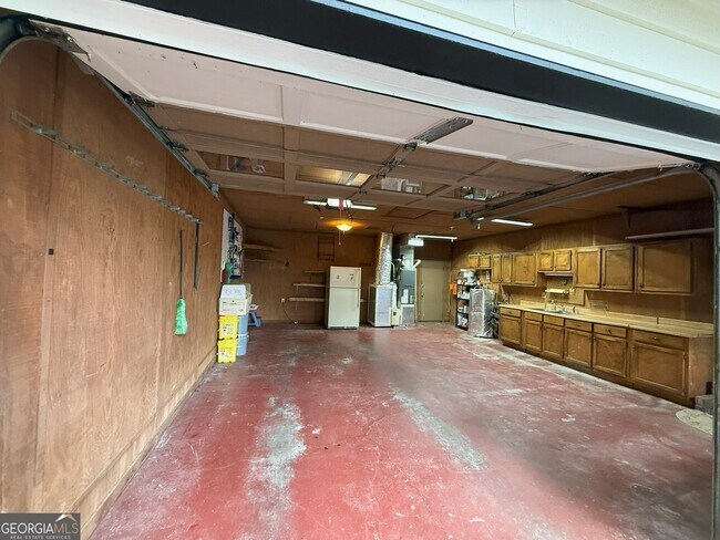 Building Photo - 425 Potomac Dr