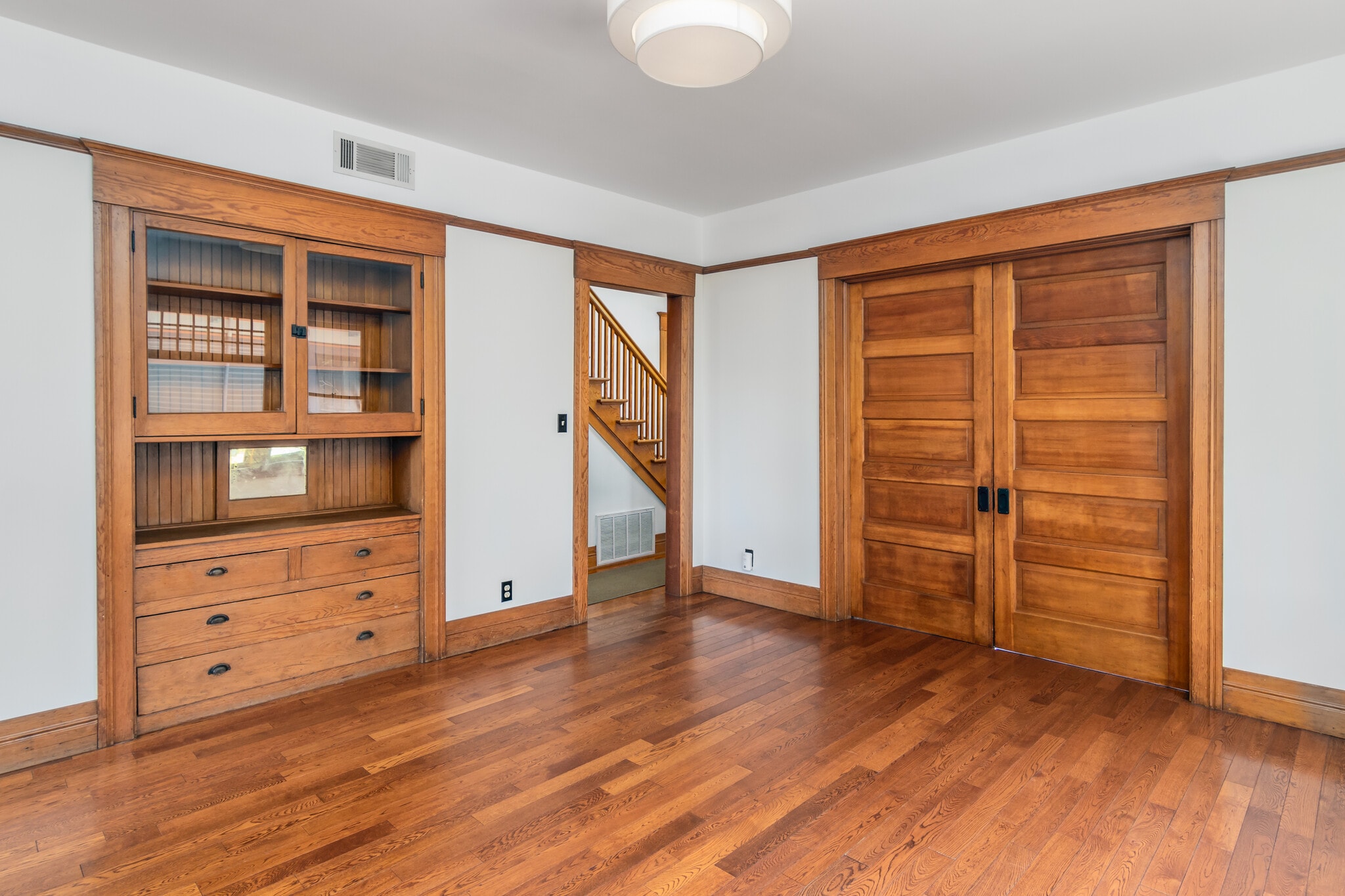 dining room with closed pocket doors - 847 E Kensington Rd