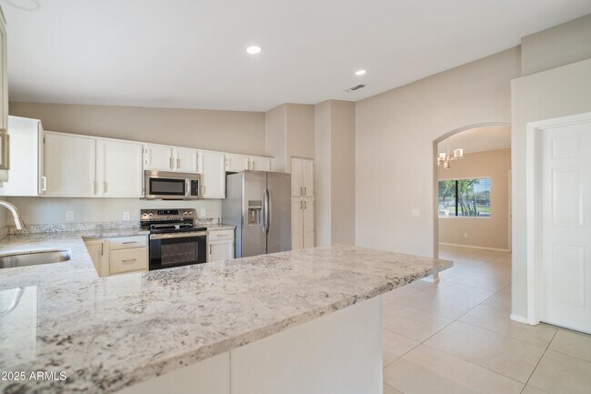 Building Photo - 8316 W Sweetwater Ave